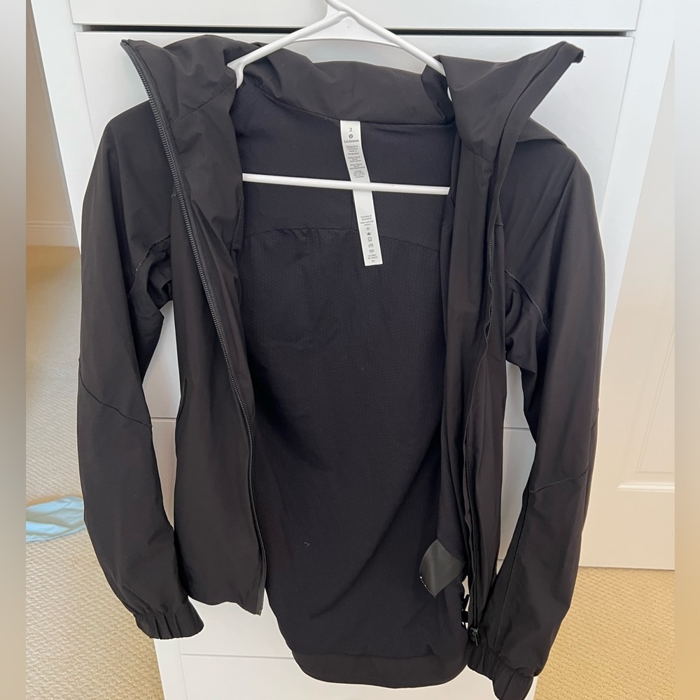 Lulu lemon rain jacket